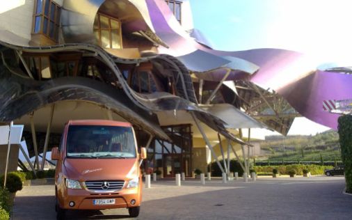 Autocares Barrio, traslado a bodegas y sidrerías